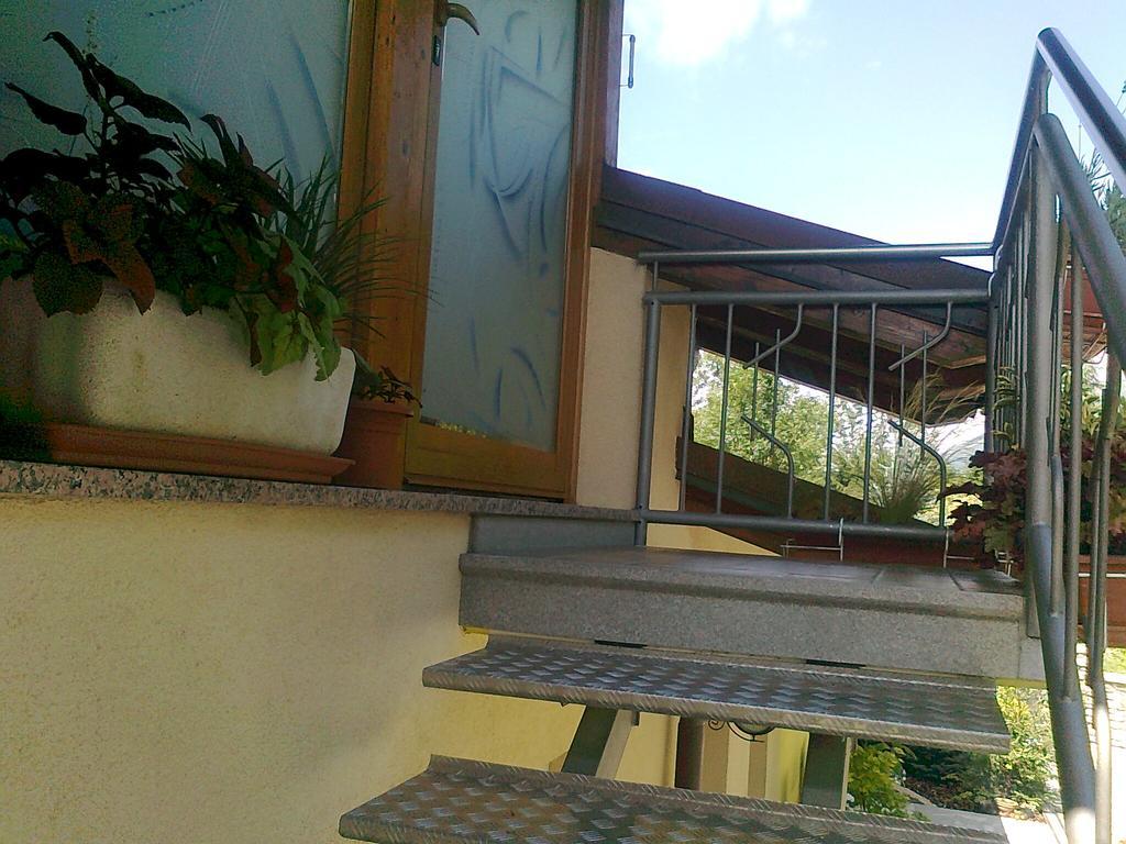 Apartma "Pod Matajurjem" Mountains View Kobarid Exterior foto